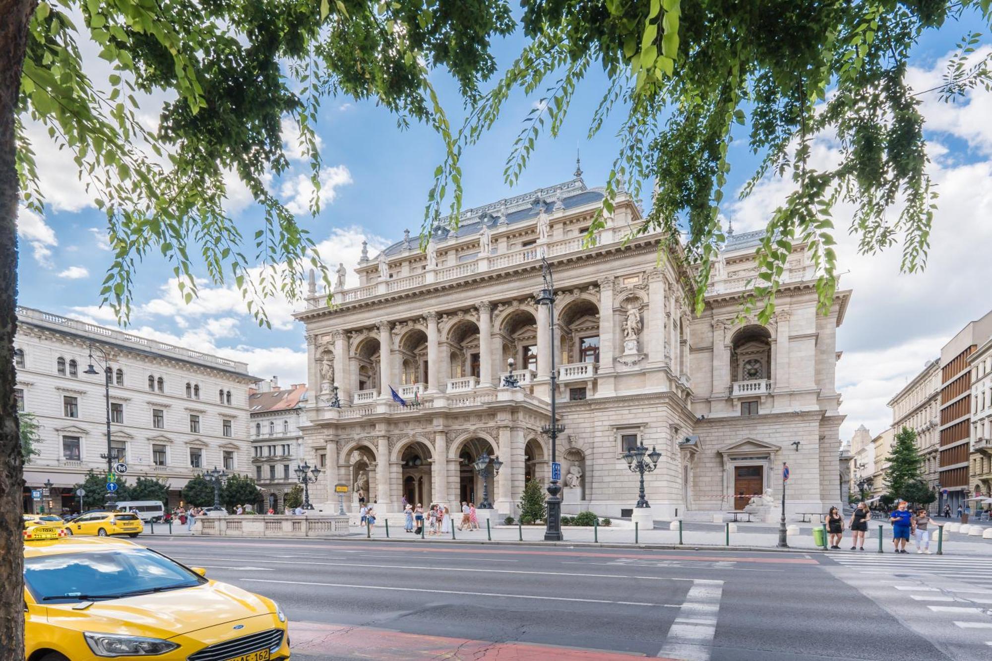 Trendy Design Apartment- 1 Br- Ac, Budapest